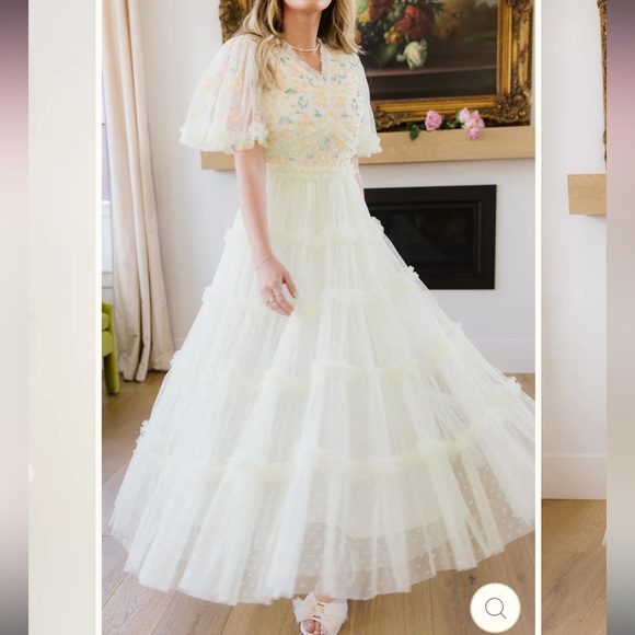 Ivy City Co ANNALISE DRESS IN LIGHT YELLOW - LARGE - Picture 1 of 6